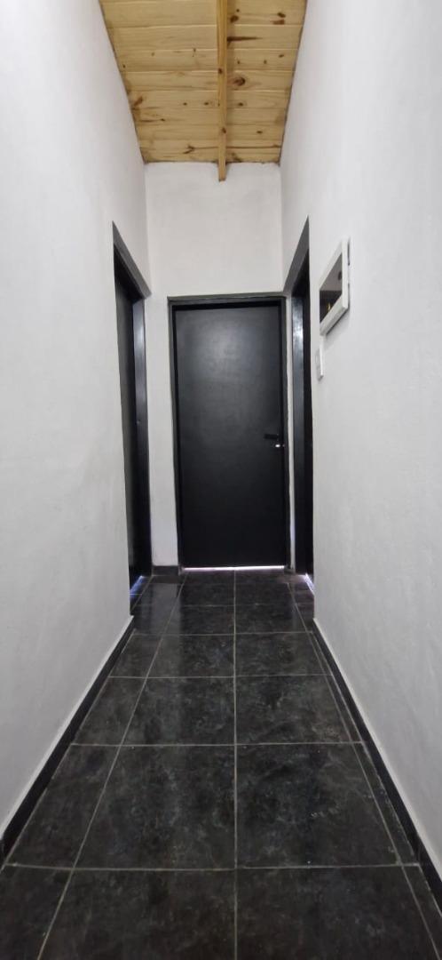 Foto de Departamento 2 ambientes en 2°piso en alquiler en San Justo, imagen 1