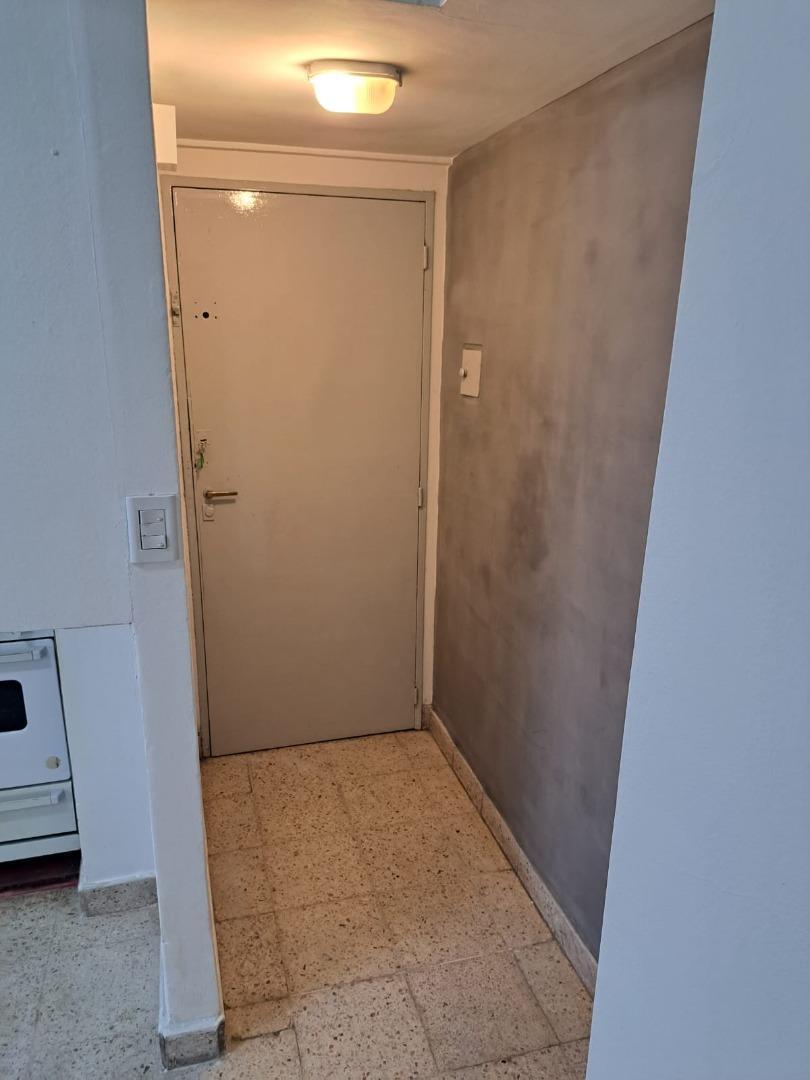 Foto de Departamento 2 ambientes en alquiler en Ramos Mejía, imagen 2