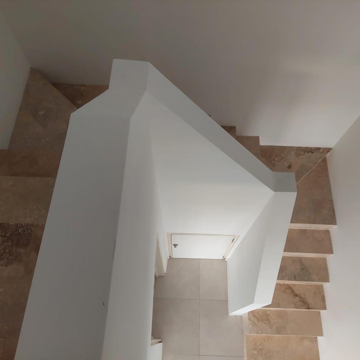 Foto de Nuevo Beccar Central Duplex 5 amb con gran jardin, imagen 4