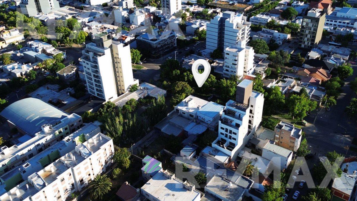 Venta Local Oficinas y Galpon Cipolletti 2