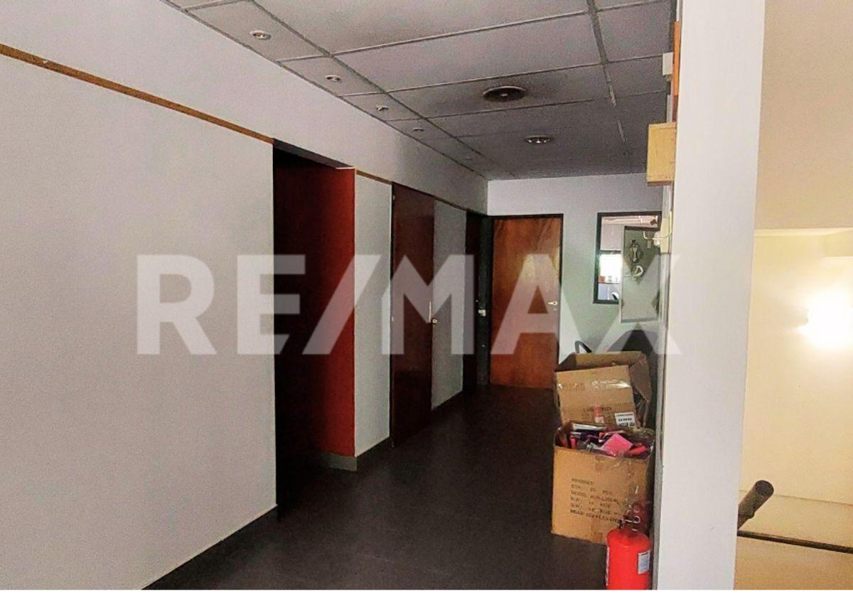 Venta Local Oficinas y Galpon Cipolletti 3