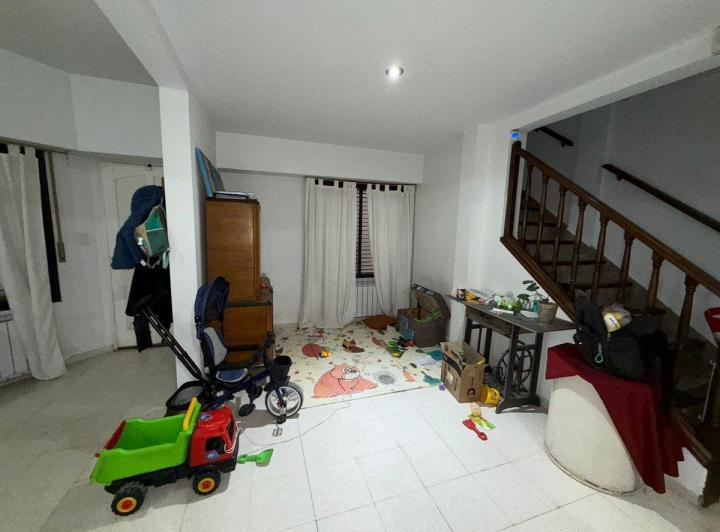 CASA EN VENTA EN CIPOLLETTI 5