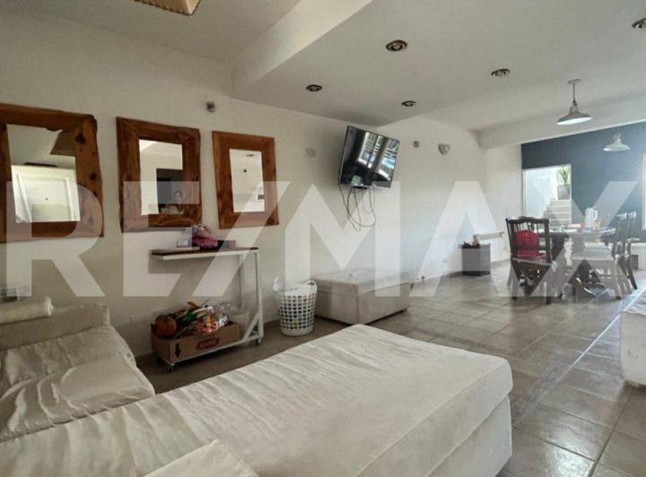 VENTA CASA 4 DORMITORIOS -B° SAN JORGE- CIPOLLETTI 1