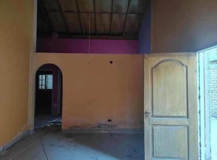 VENTA CASA A REFACCIONAR BARRIO EL MANZANAR ALLEN 5