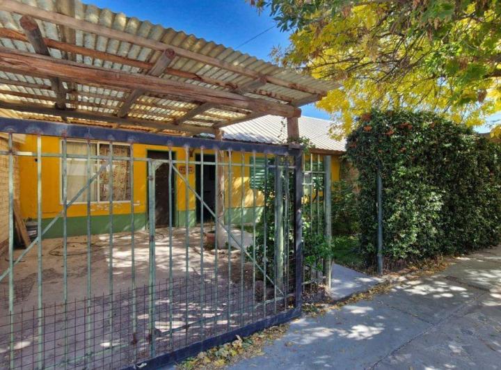 CASA EN VENTA 3 DORMITORIOS 5