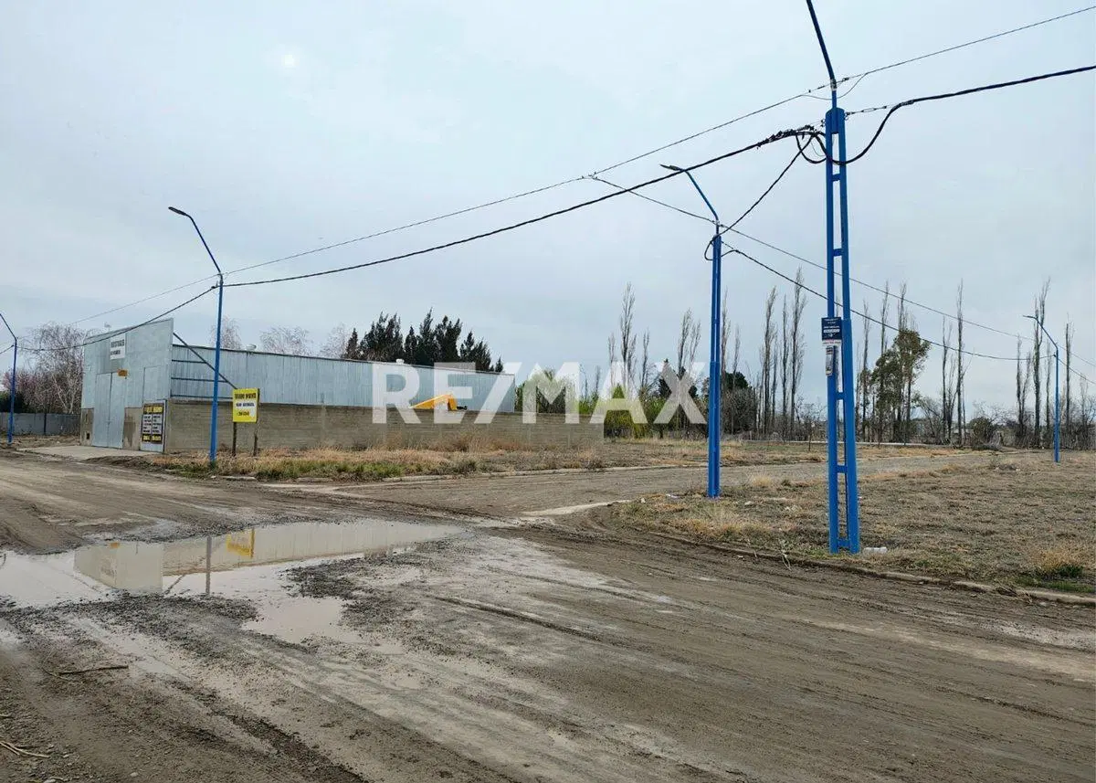 TERRENO COMERCIAL EN VENTA- FRENTE RUTA 22- ROCA 5