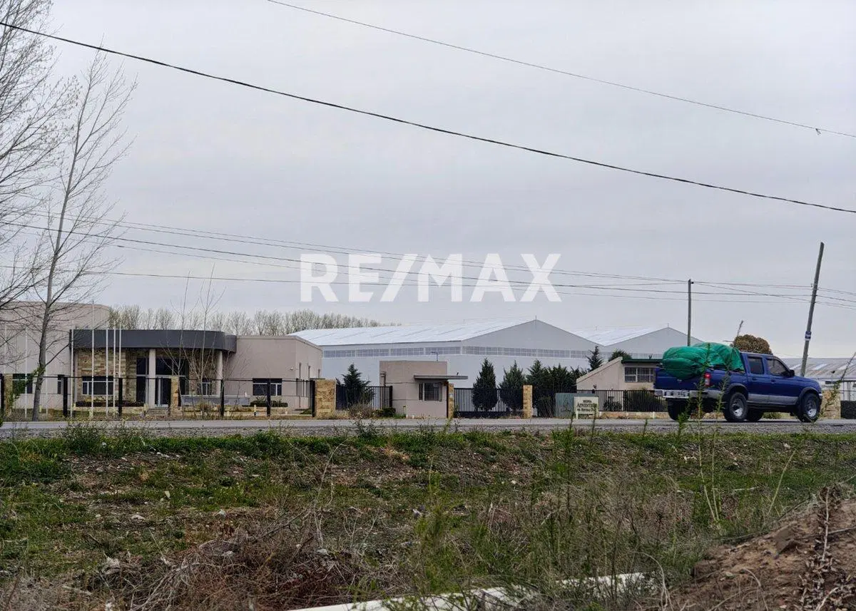 TERRENO COMERCIAL EN VENTA- FRENTE RUTA 22- ROCA 4