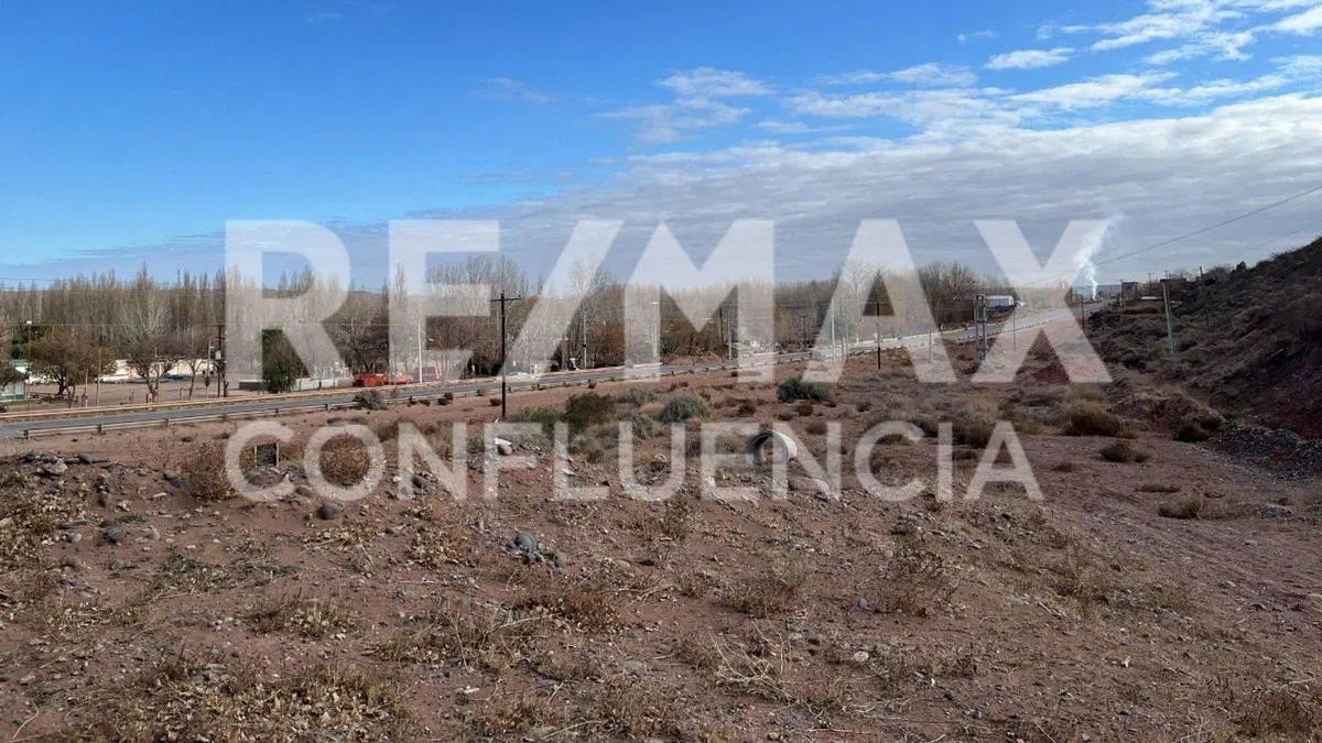 VENTA TERRENO EN AÑELO 3