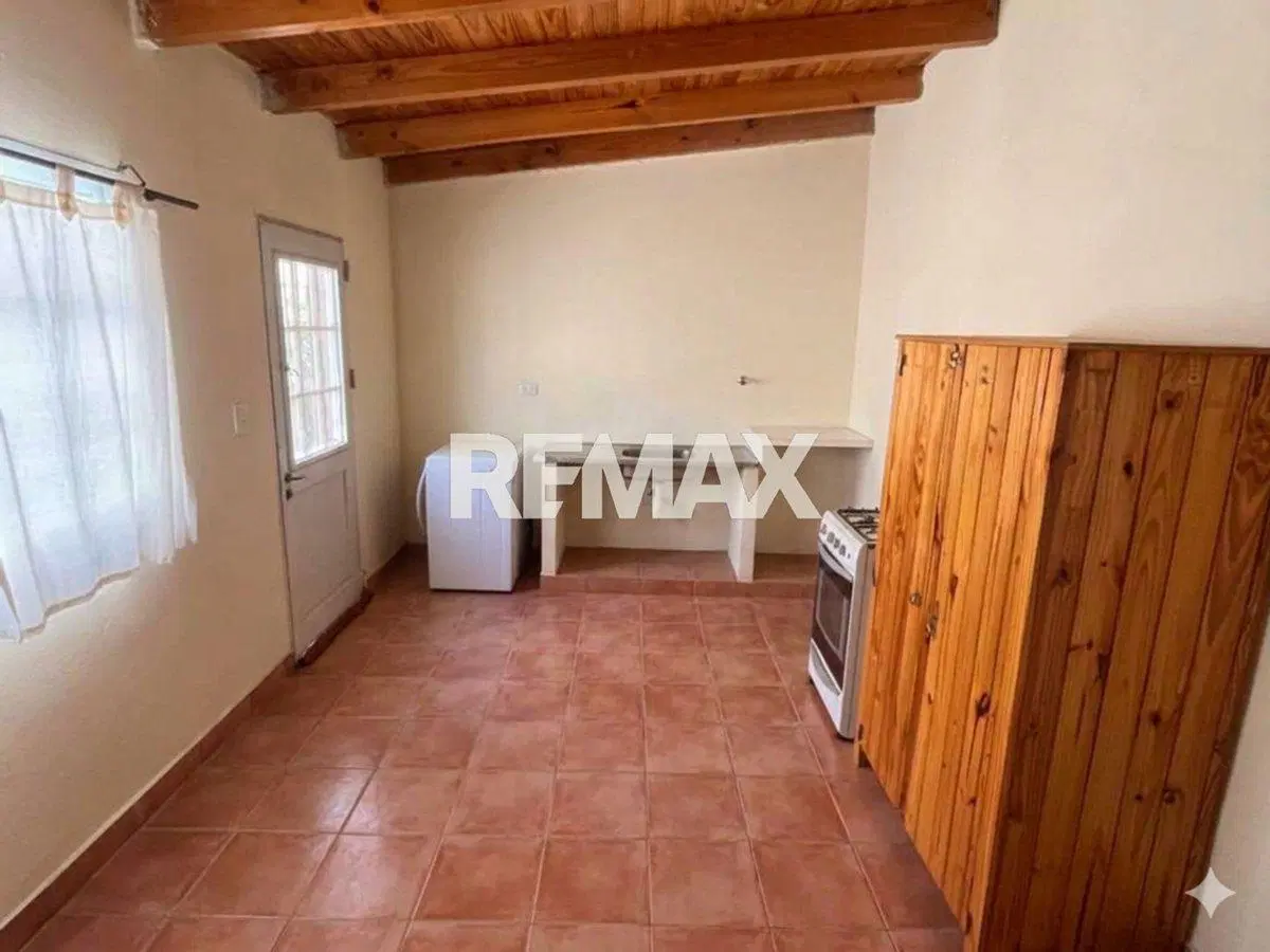 CASA EN VENTA CATRIEL 3