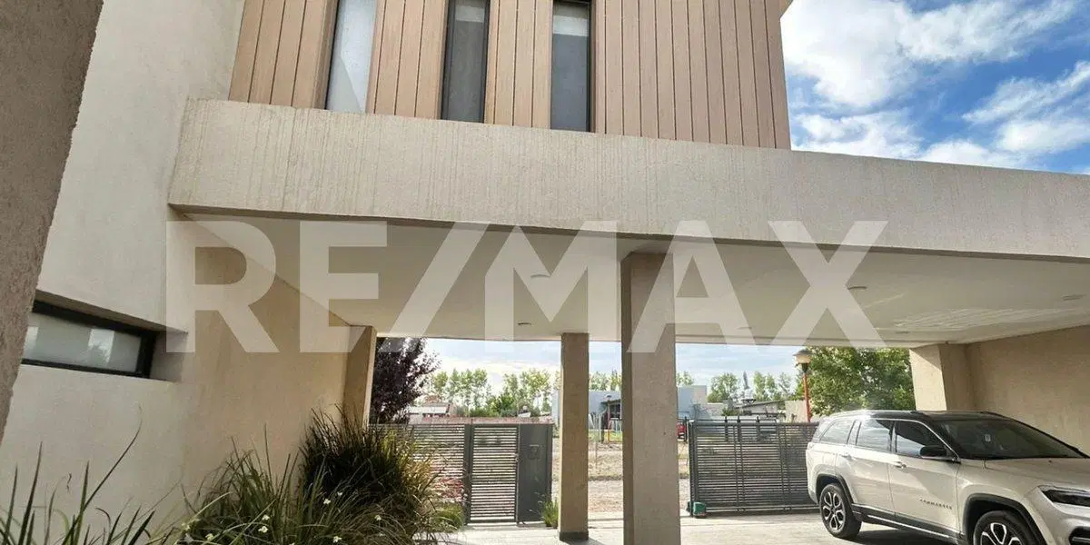 Venta Casa Nivel Gerencial - Piedras Blancas 5