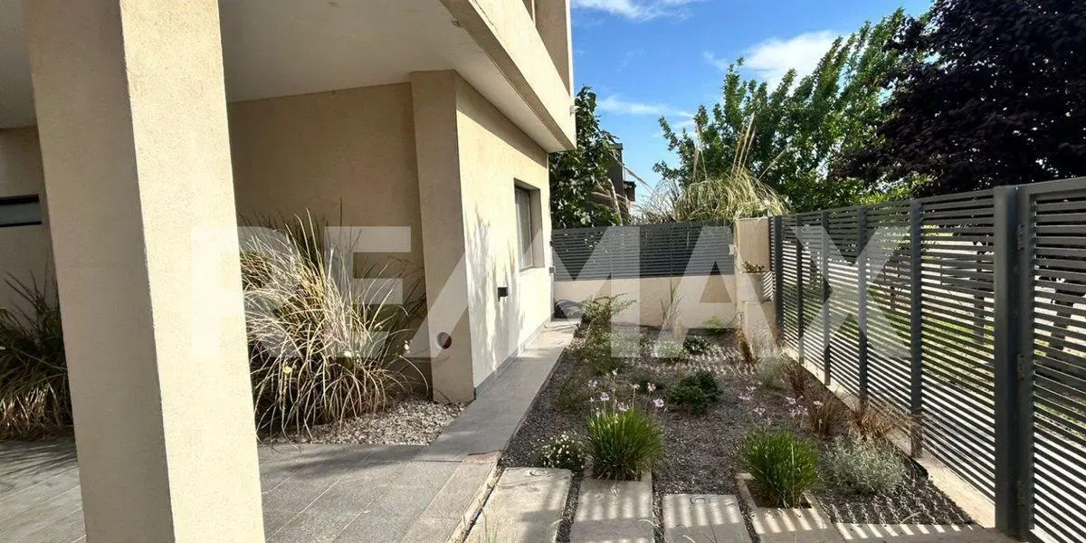 Venta Casa Nivel Gerencial - Piedras Blancas 4