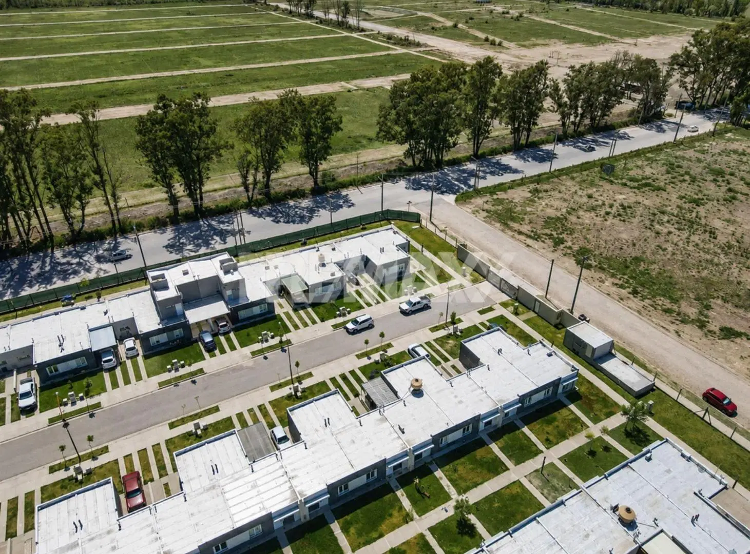 ALQUILER CASA CIPOLLETTI 3