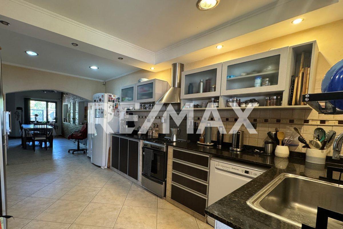 Foto de EN VENTA CASA 3 DORMITORIOS I B° LAS VIÑAS, imagen 3