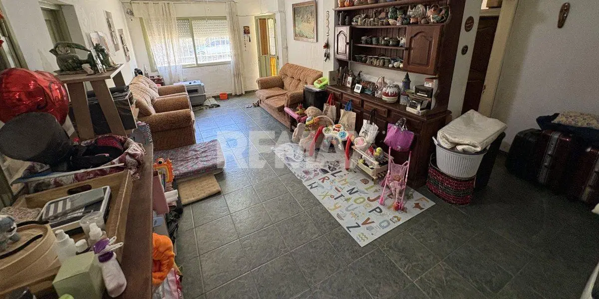 CASA PLANTA BAJA EN VENTA CENTRO NEUQUEN CAPITAL 3