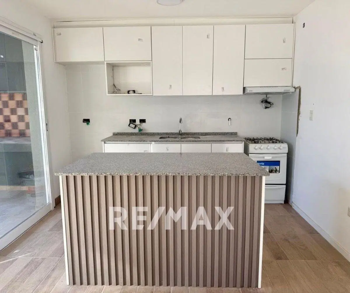 VENTA CASA FERNANDEZ ORO 3