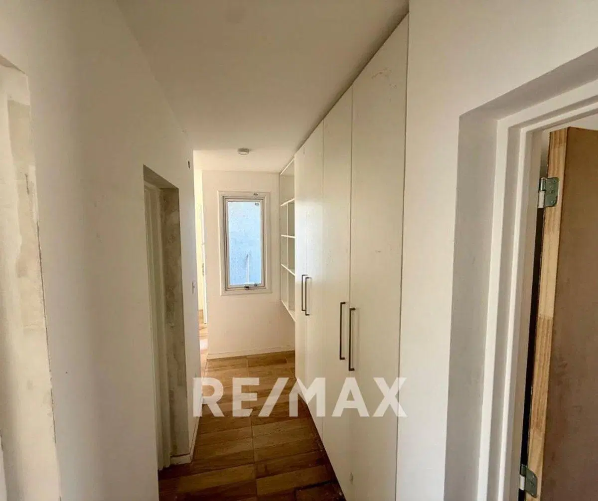 VENTA CASA FERNANDEZ ORO 8