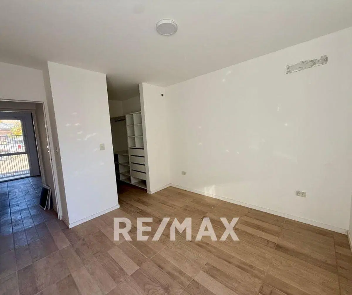 VENTA CASA FERNANDEZ ORO 4