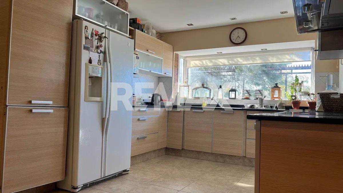 VENTA CASA 4 DORMITORIOS CON PILETA CIPOLLETTI 3