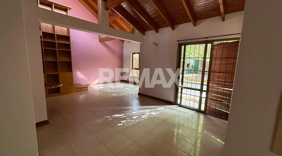 VENTA CASA EN CIPOLLETTI 2