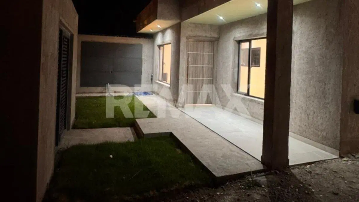 VENTA CASA 1 DORMITORIO EN ALLEN 5
