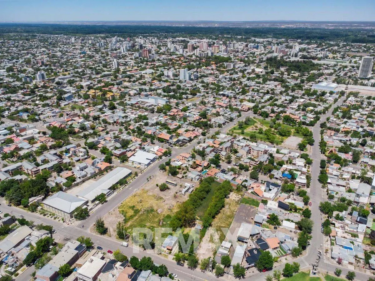 VENTA TERRENO DE 2.280 MTS EN CIPOLLETTI 4