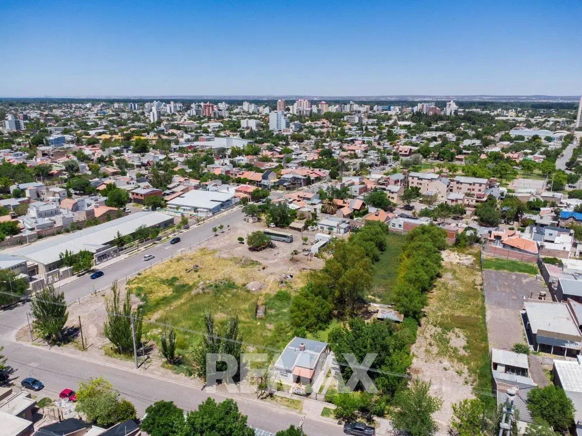 VENTA TERRENO DE 2.280 MTS EN CIPOLLETTI 2