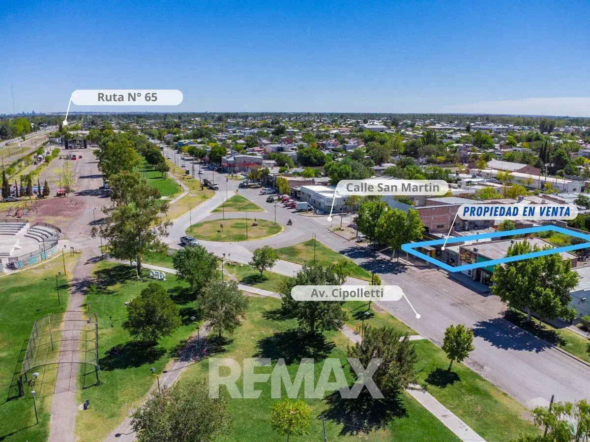 VENTA SALON COMERCIAL TERRENO DE 675 M 4