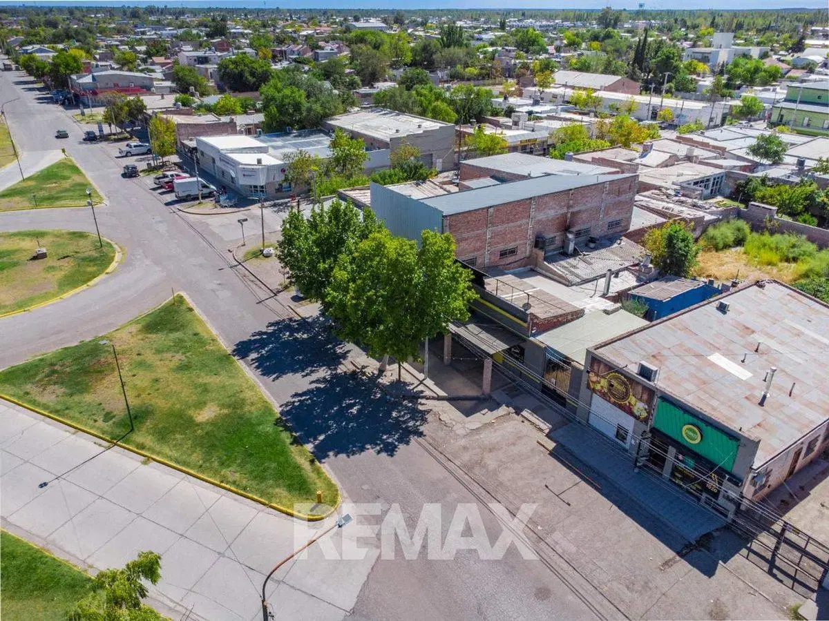 VENTA SALON COMERCIAL TERRENO DE 675 M 2