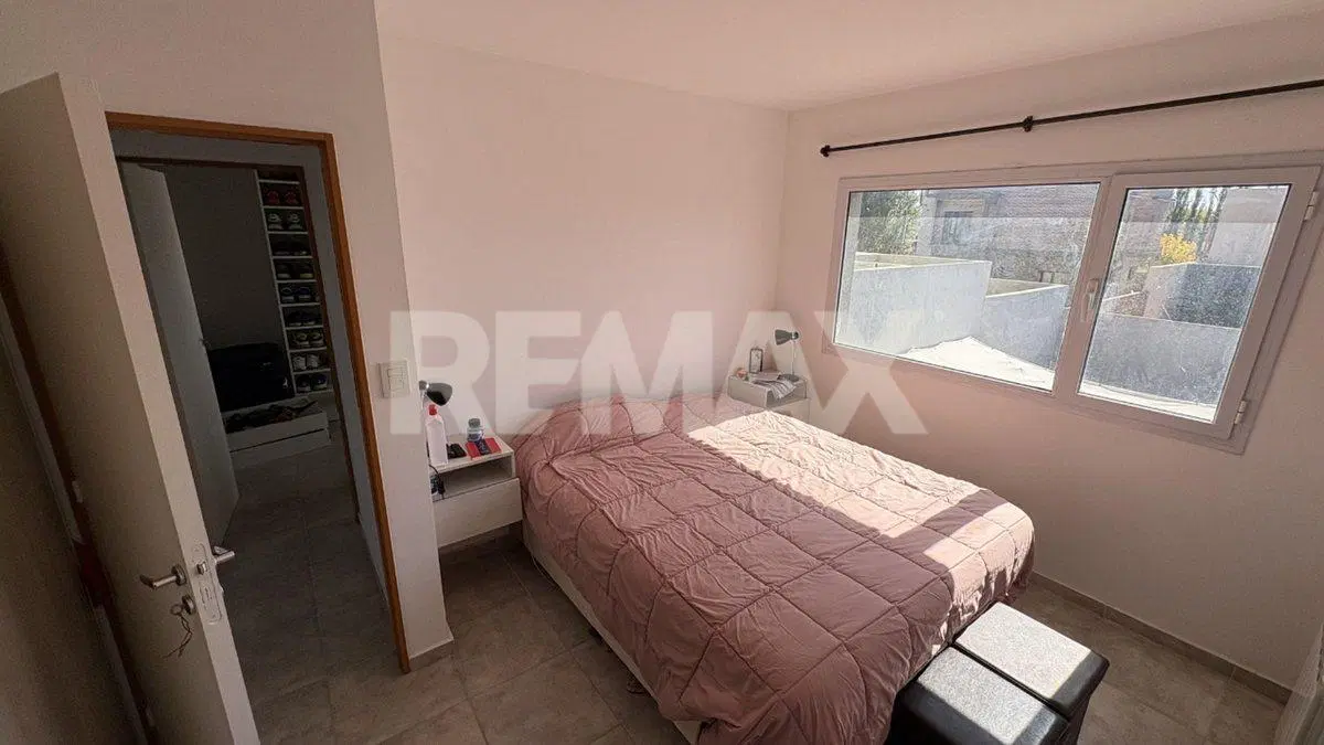 DUPLEX EN VENTA 2 DORMITORIOS CIPOLLETTI 5