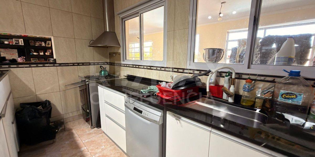 Foto de VENTA CASA C/ LOCAL Y DTO FERNANDEZ ORO, imagen 5