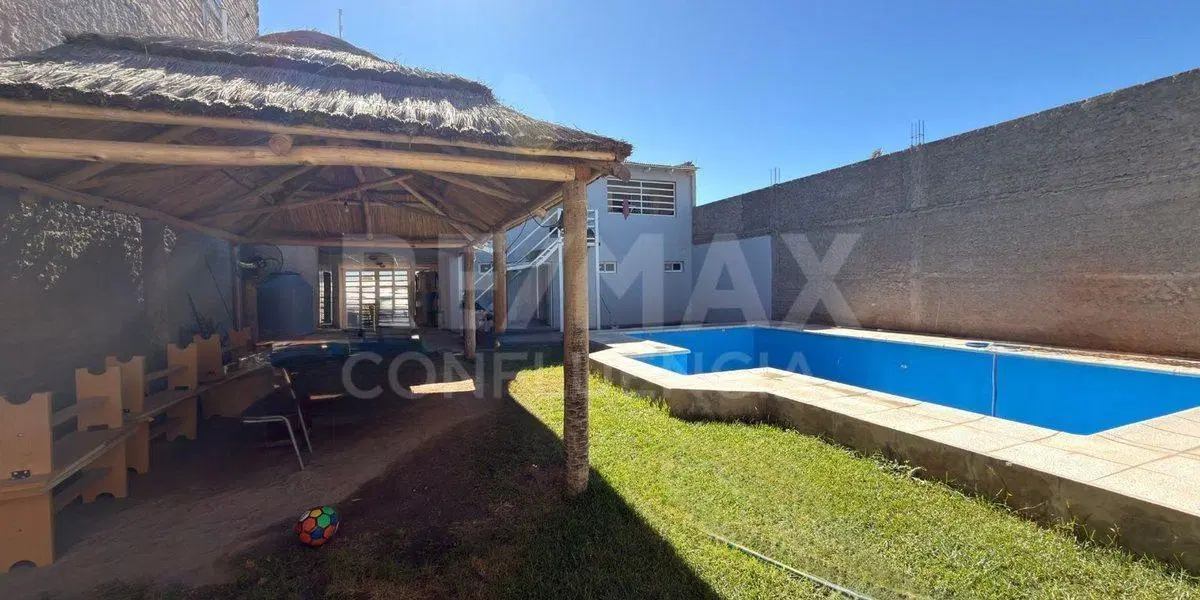 VENTA CASA C/ LOCAL Y DTO FERNANDEZ ORO 3