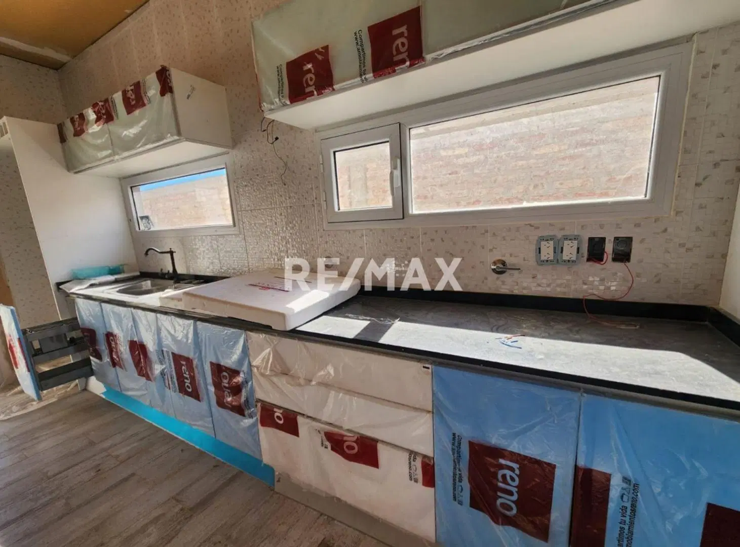 CASA A TERMINAR | 3 DORM EN VENTA | CINCO SALTOS 5