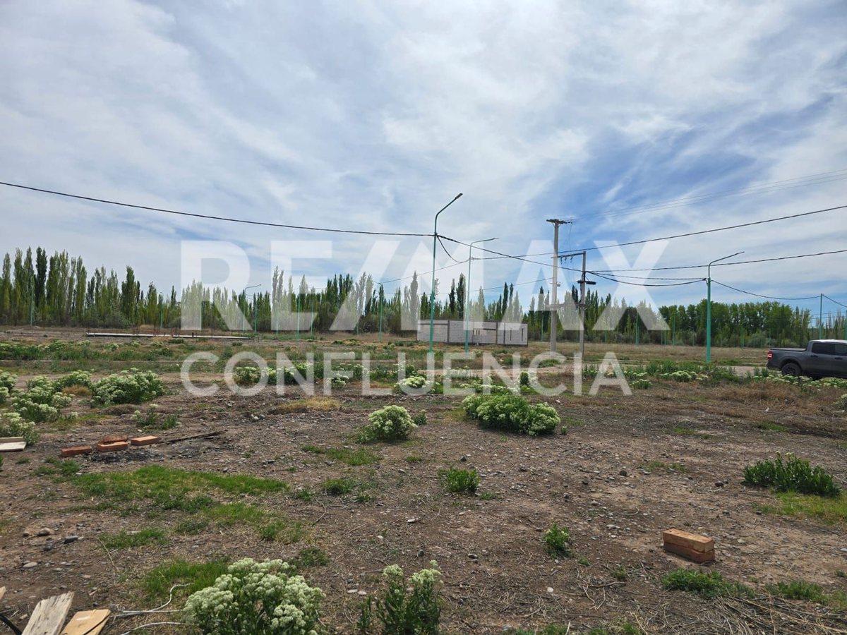 VENTA TERRENO EN LOTEO EMANUEL, CINCO SALTOS