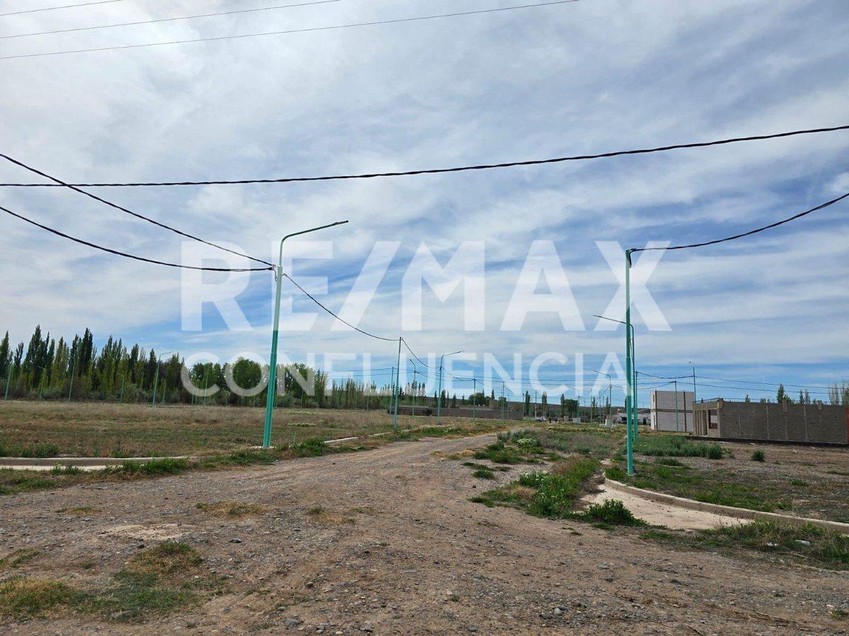 VENTA TERRENO EN LOTEO EMANUEL, CINCO SALTOS