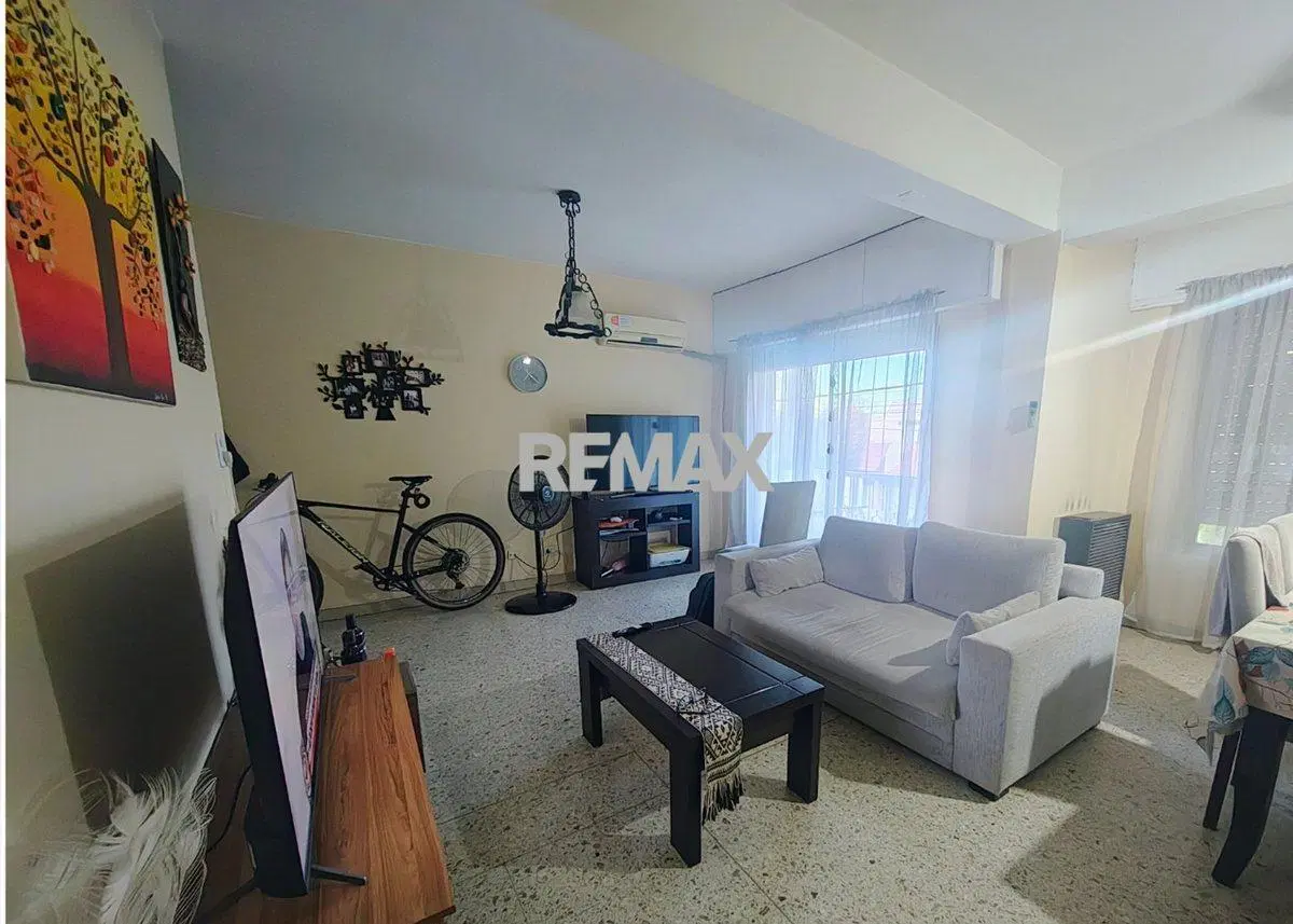 VENTA DE CASA + DEPTO + GALPÓN EN CIPOLLETTI 4