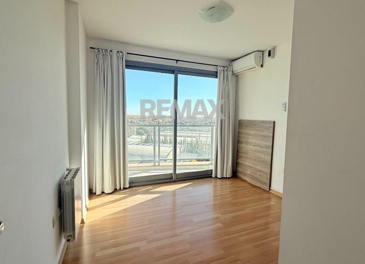 VENTA DEPARTAMENTO CON COCHERA CIPOLLETTI