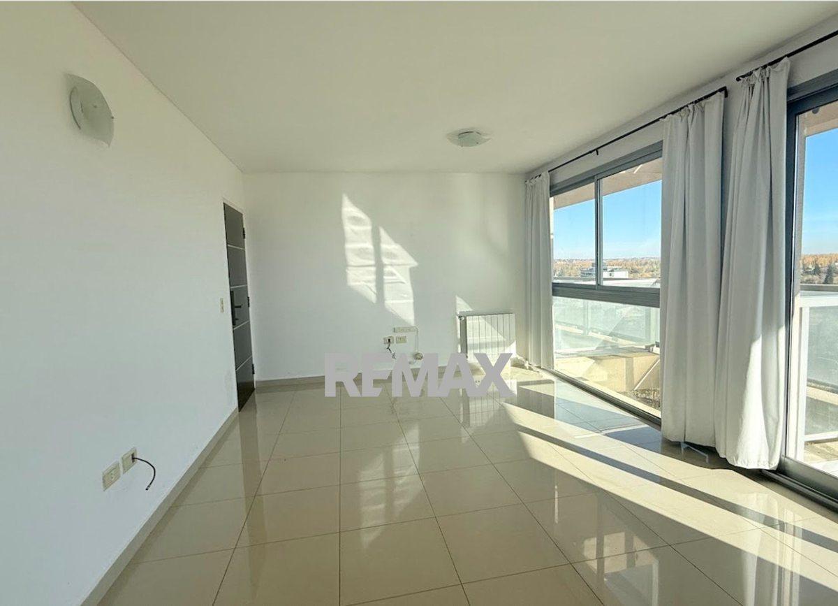 VENTA DEPARTAMENTO CON COCHERA CIPOLLETTI