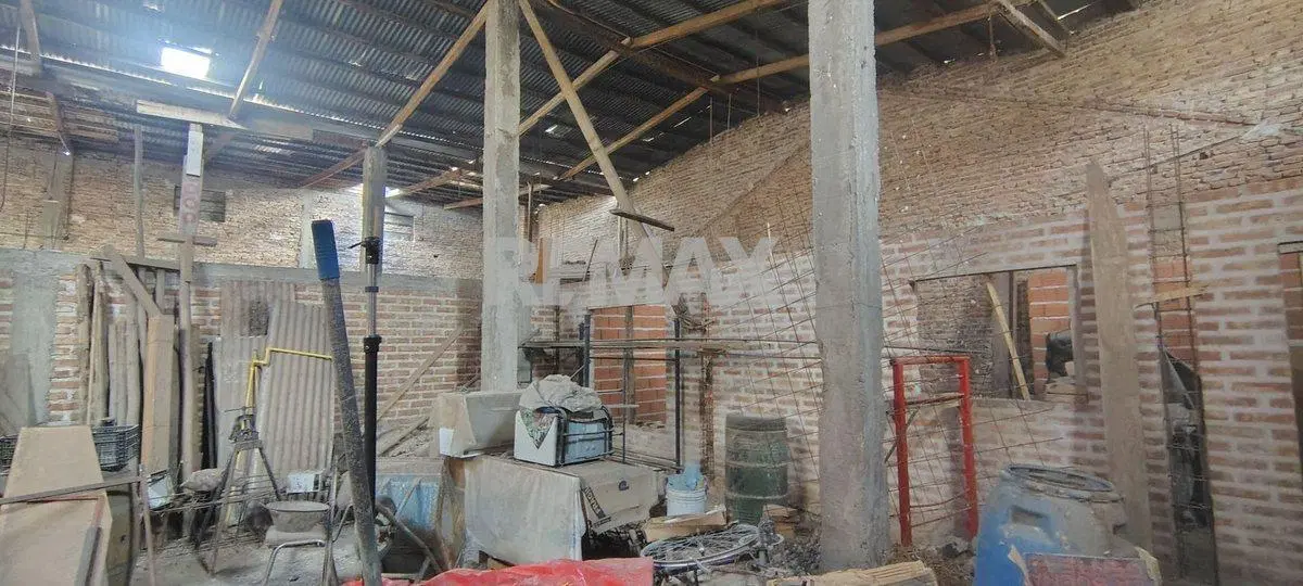 VENTA - LOTE EN CENTRO DE CIPOLLETTI 2