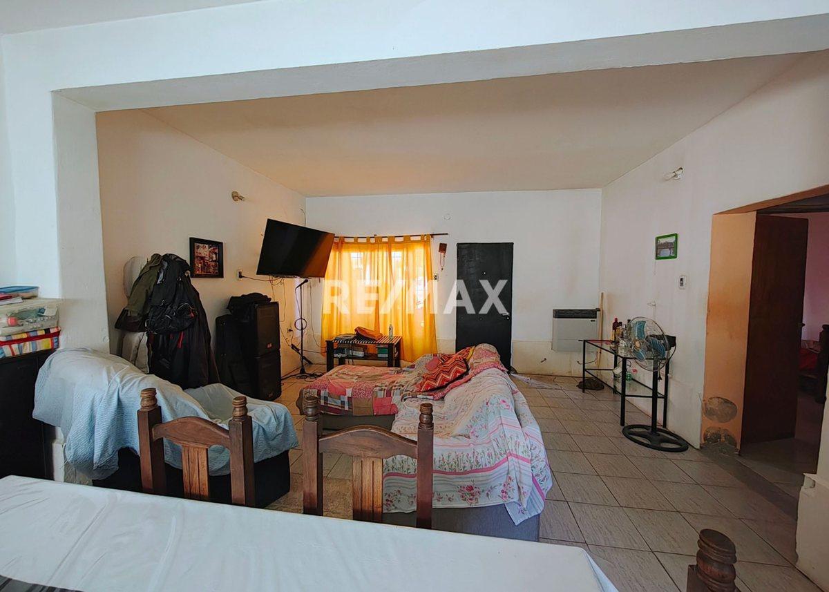 2 CASAS EN VENTA EN CATRIEL- UNA A REFACCIONAR