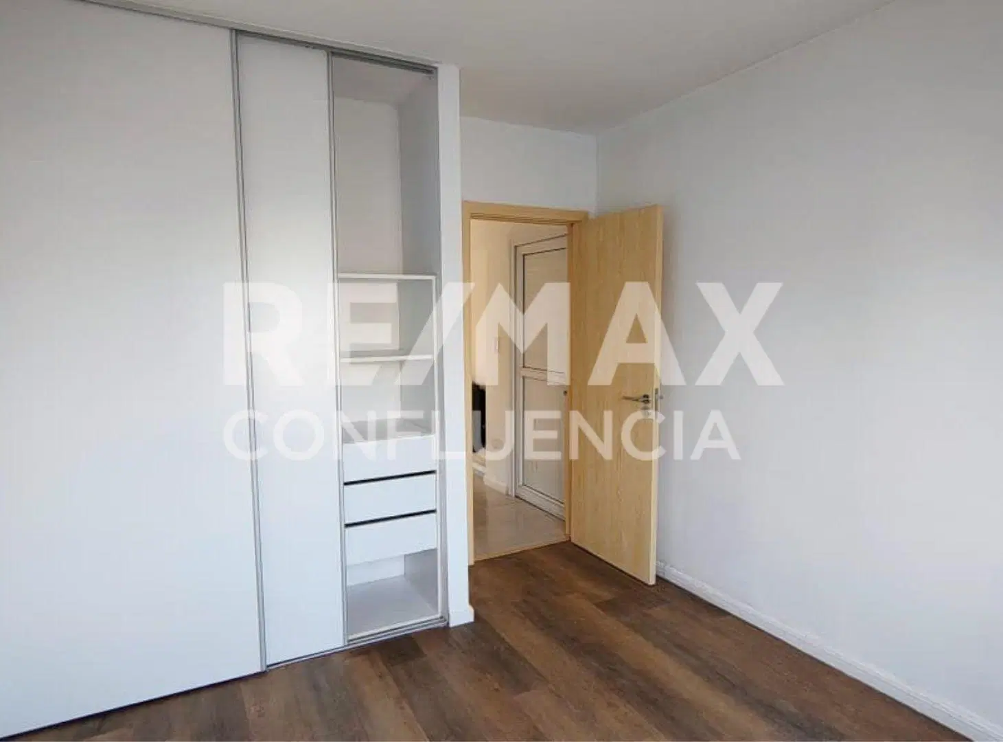 ALQUILER VIVIENDA B° PRIVADO - CASAS DE LA FALDA 3