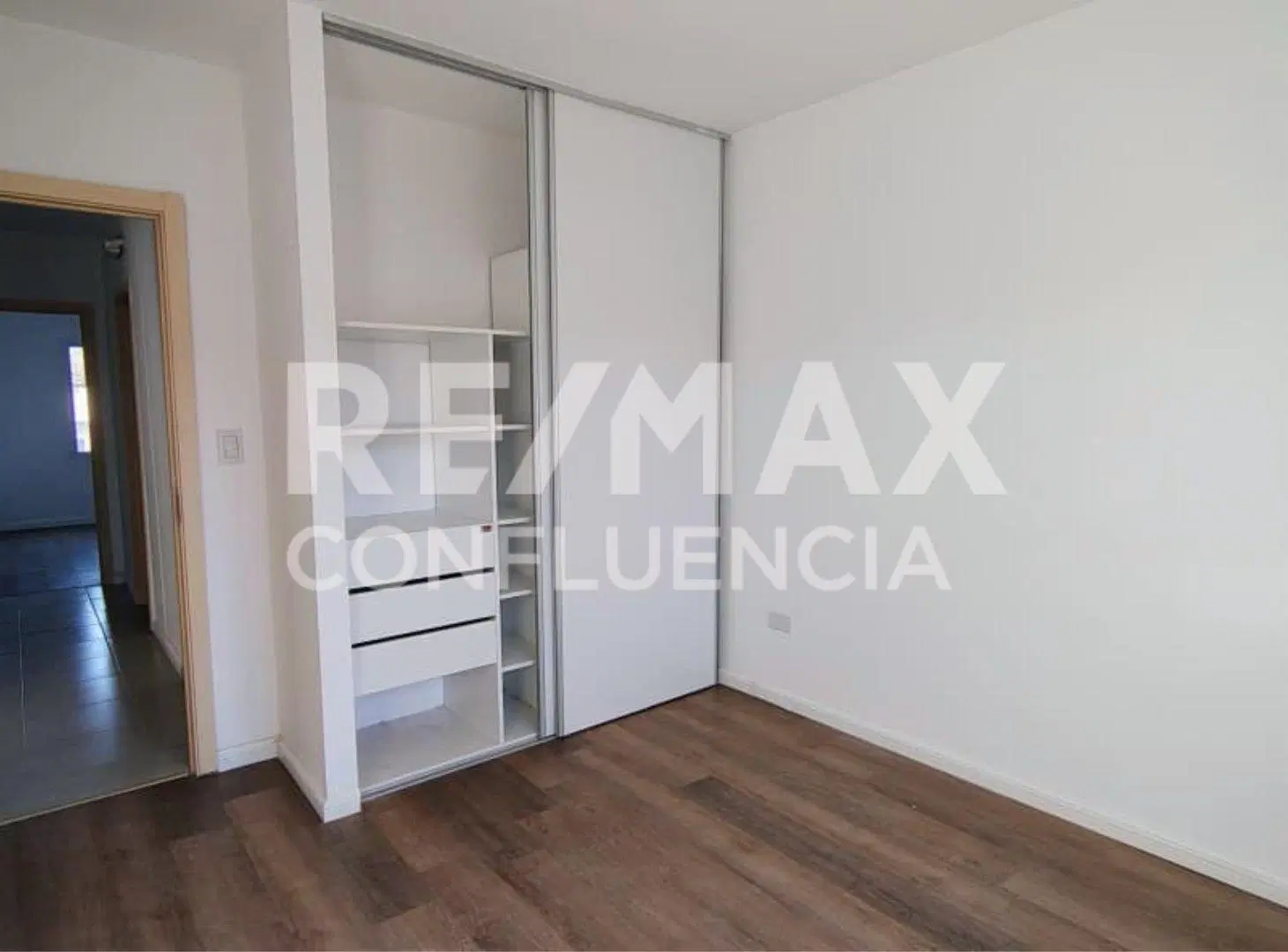 ALQUILER VIVIENDA B° PRIVADO - CASAS DE LA FALDA 4
