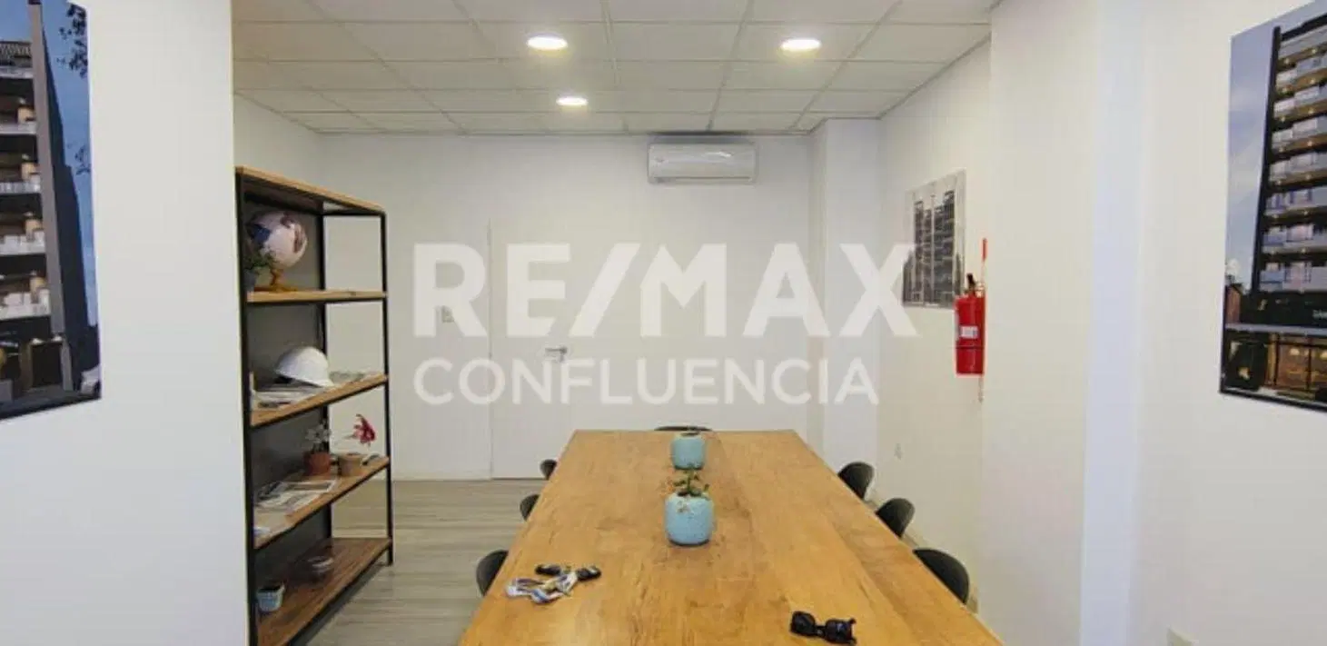 VENTA LOCAL COMERCIAL/PROFESIONAL SAN MARINO VIII 3