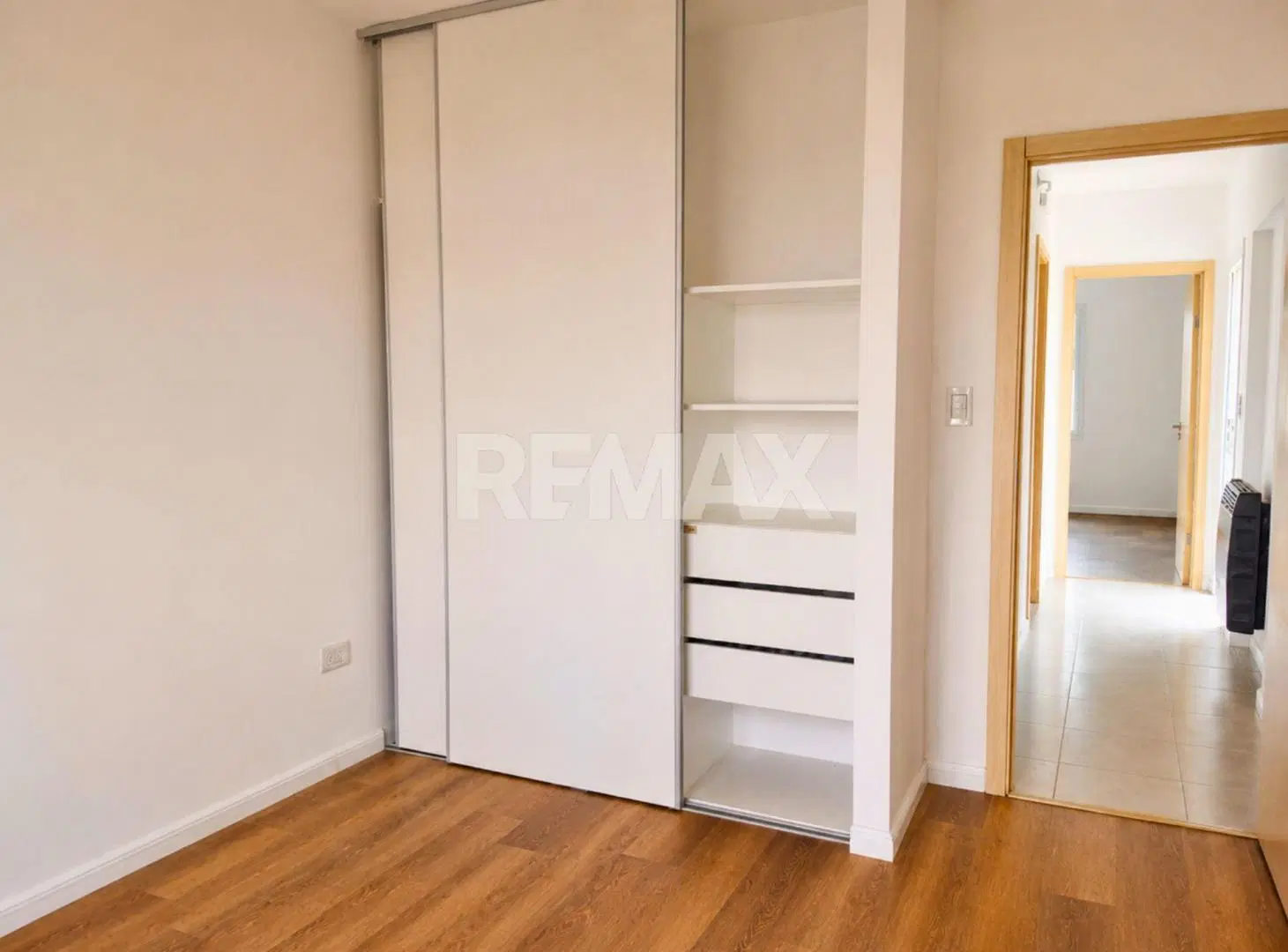 ALQUILER CASA CIPOLLETTI 4