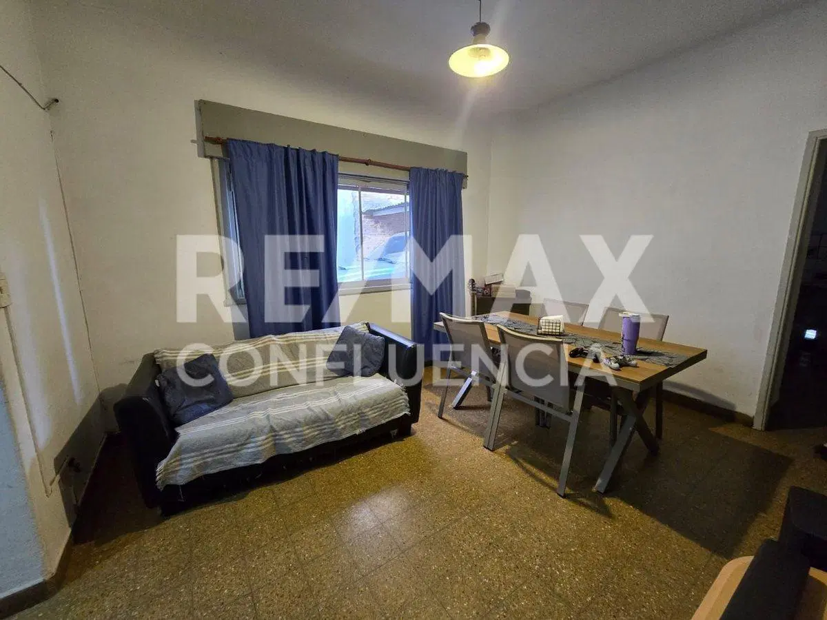 VENTA DE LOCAL COMERCIAL + CASA DOS DORMITORIOS 2