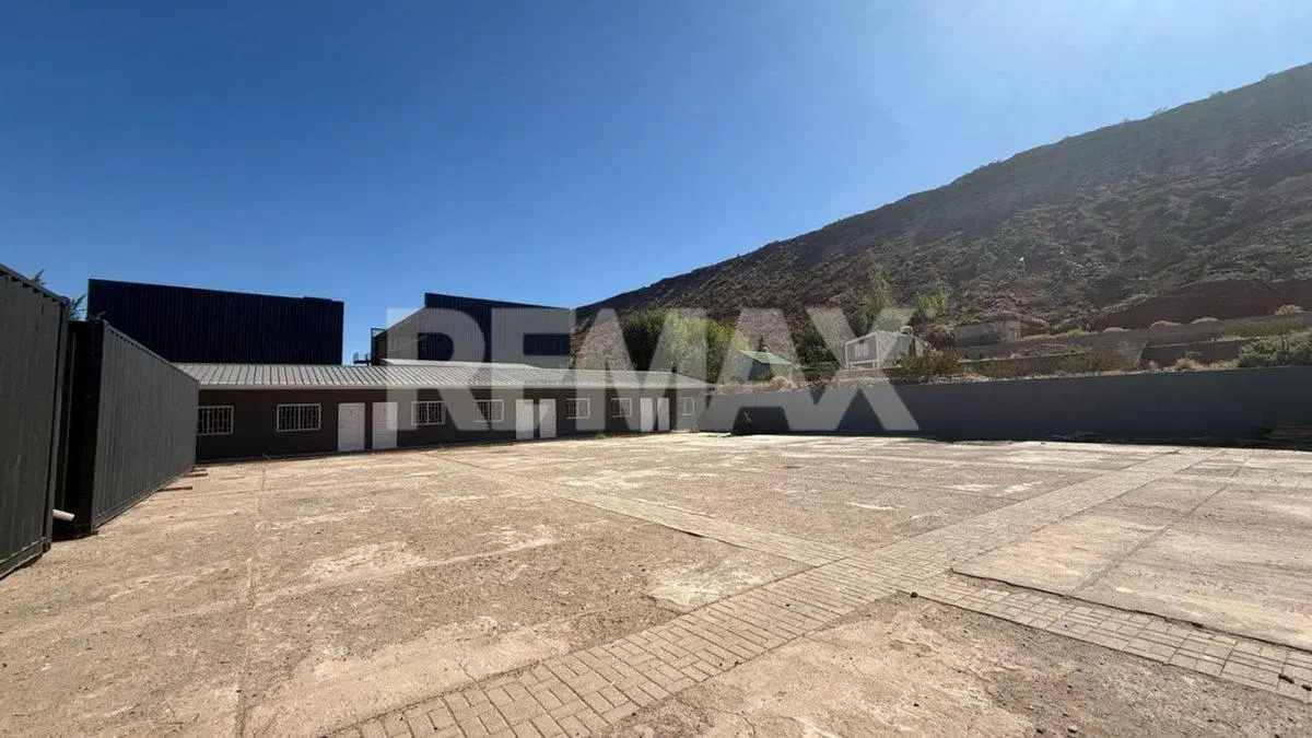 VENTA COMPLEJO DE DEPARTAMENTOS EN AÑELO 3