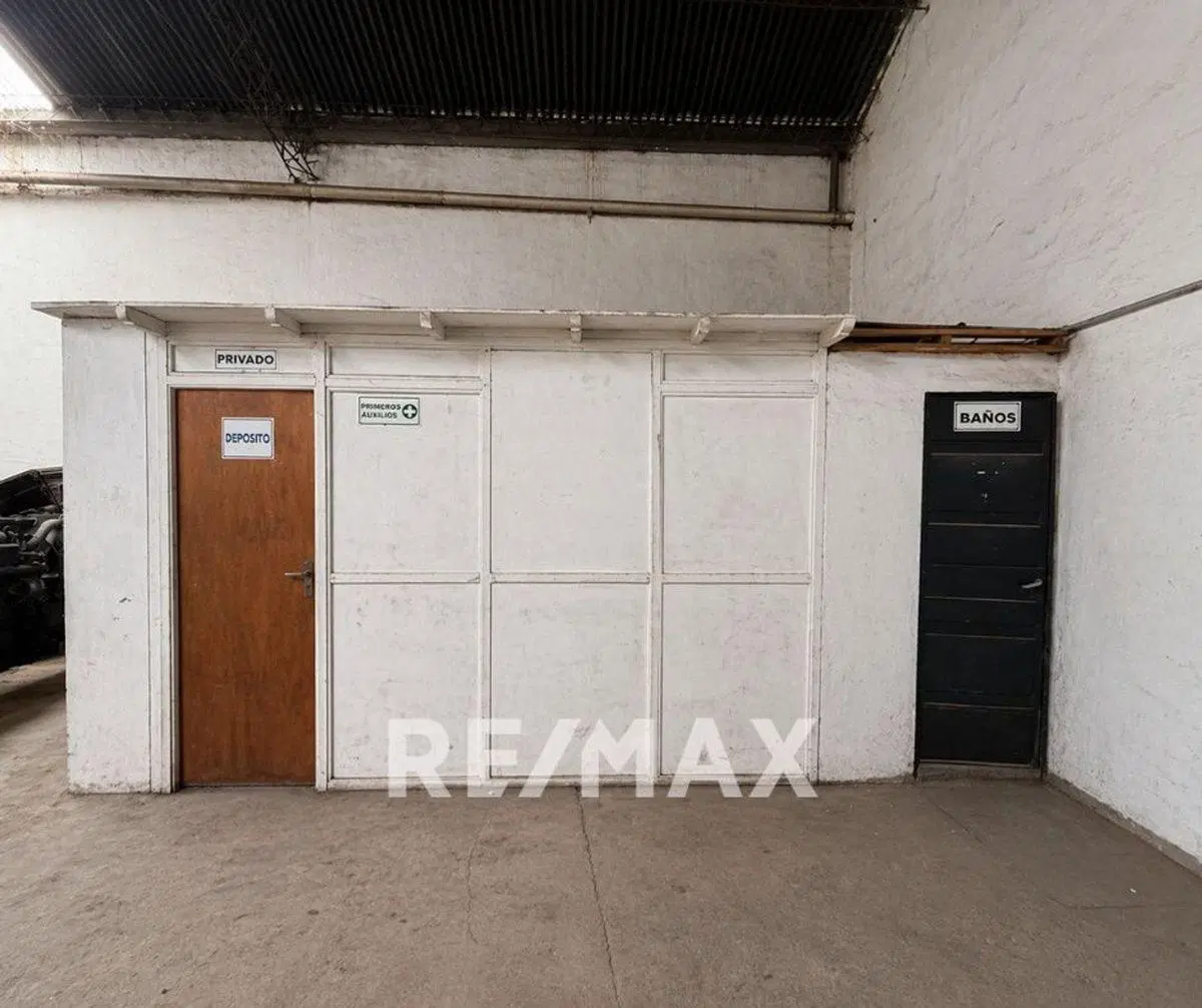 ALQUILER COMERCIAL GALPON CIPOLLETTI 5