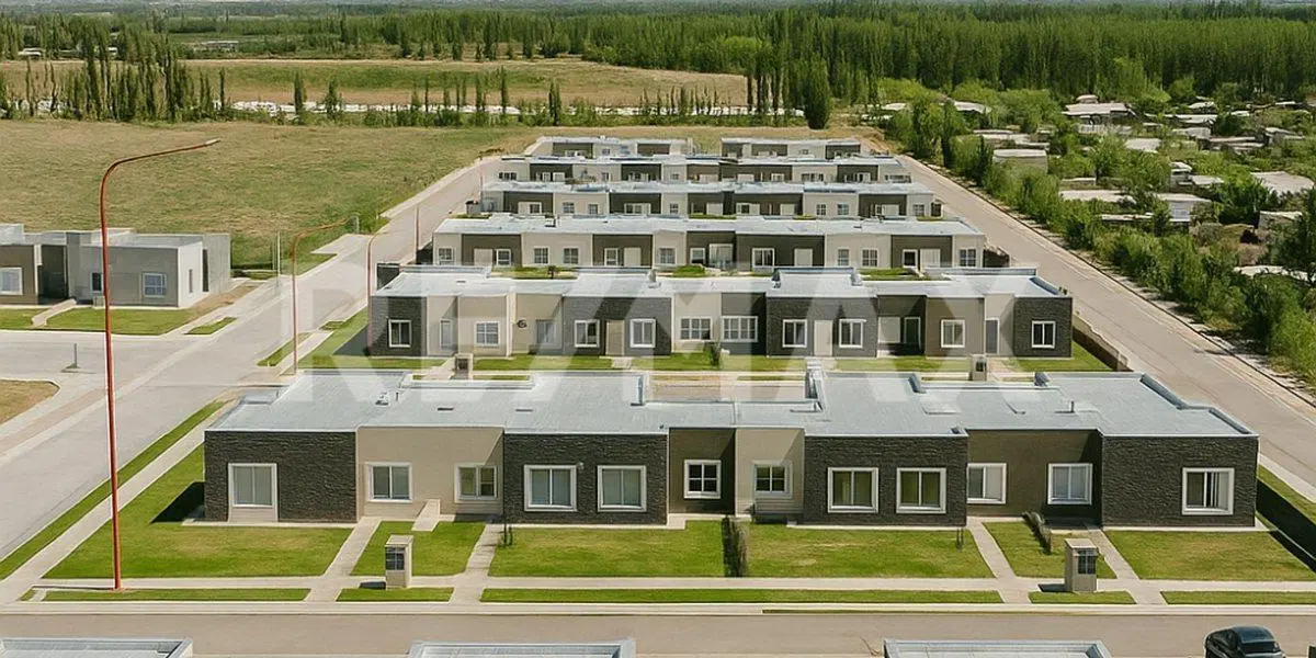 Venta Casa  APTA CREDITO CIPOLLETTI 3