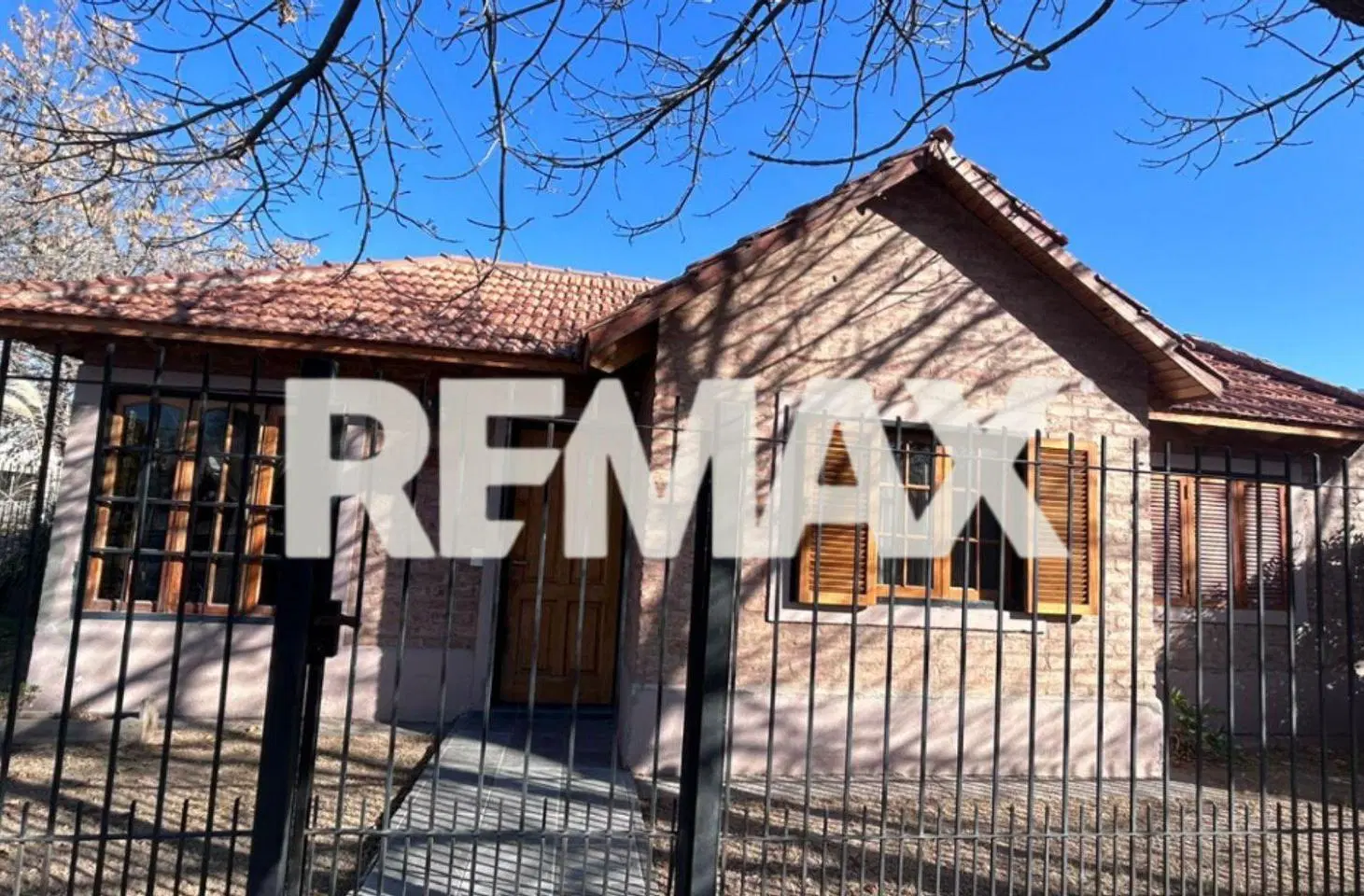 VENTA CASA 2 DORM. - RÍO NEUQUEN 206 - CIPOLLETTI 3