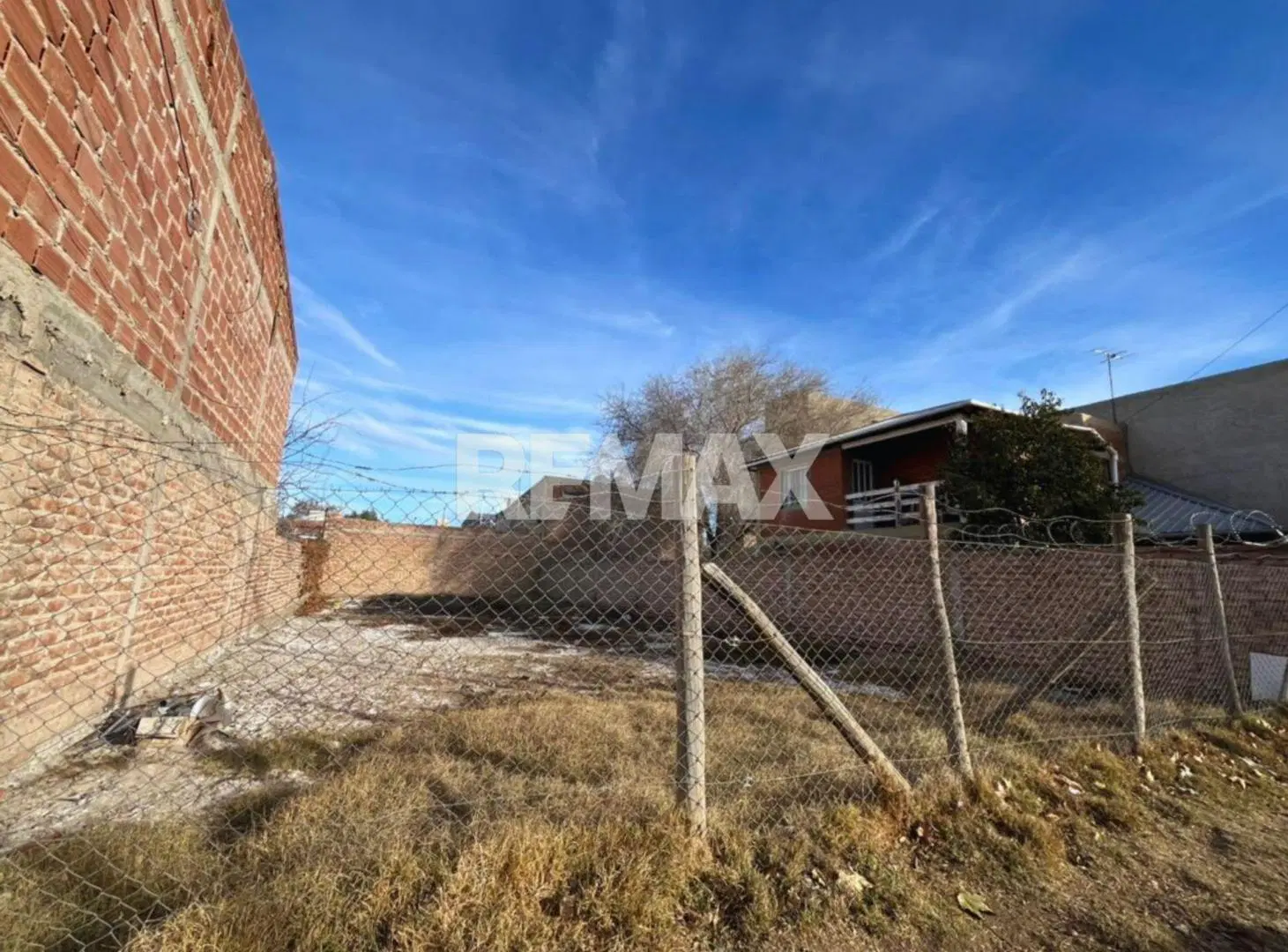 TERRENO EN VENTA CIPOLLETTI 8
