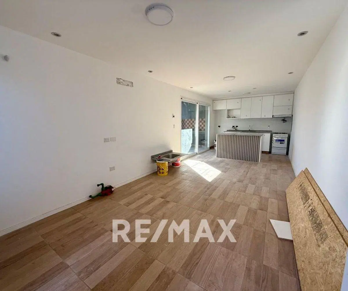 VENTA CASA FERNANDEZ ORO 4